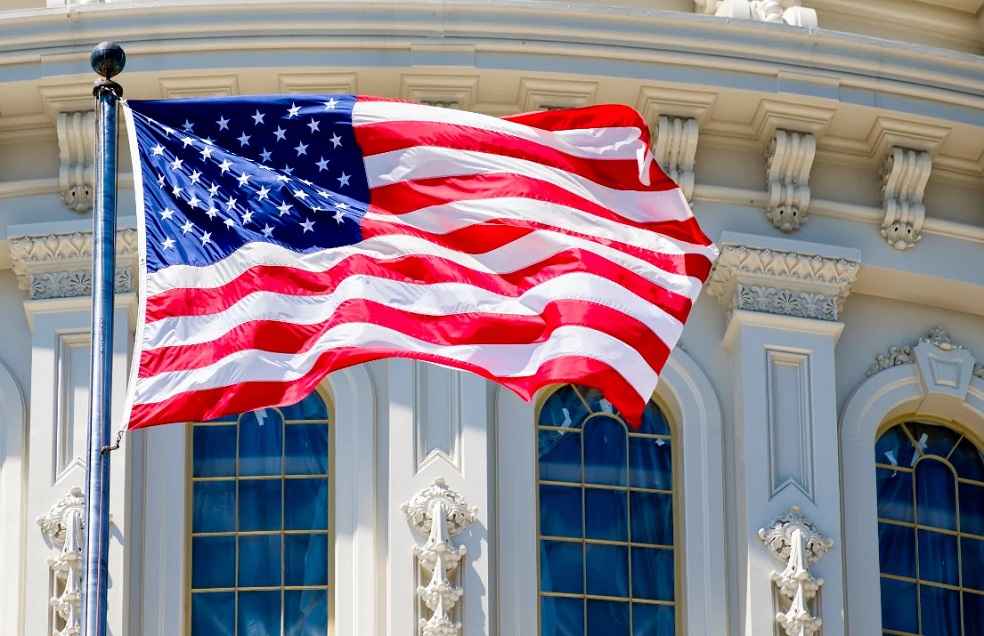 US Regional Banks See Stocks Surge as Western Alliance Marks Steady Deposit Growth 1 US Regional Bank Shares _ US Flag