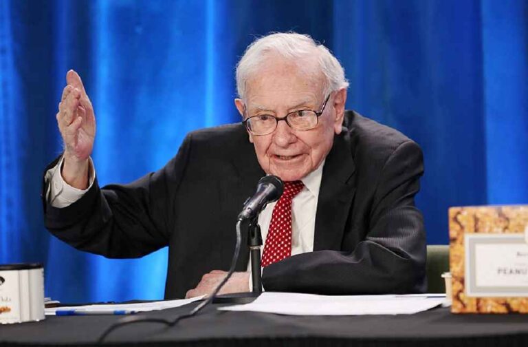Warren Buffett on US Banking Crisis
