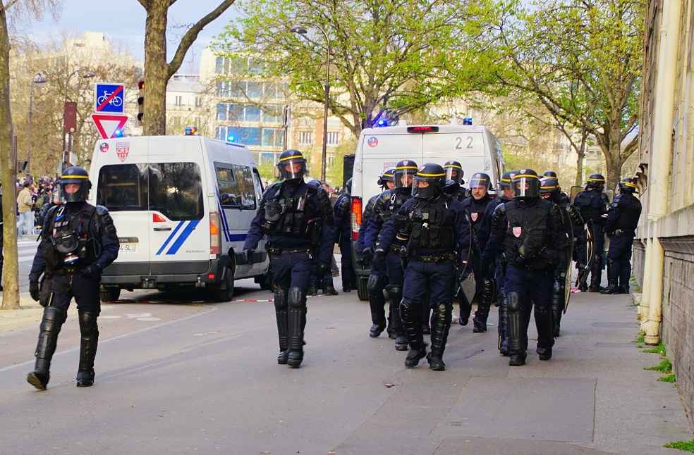 France Riots: Tourism and Business Sectors Plunging into Crisis 2 France Tourism and Business Sector Crisis