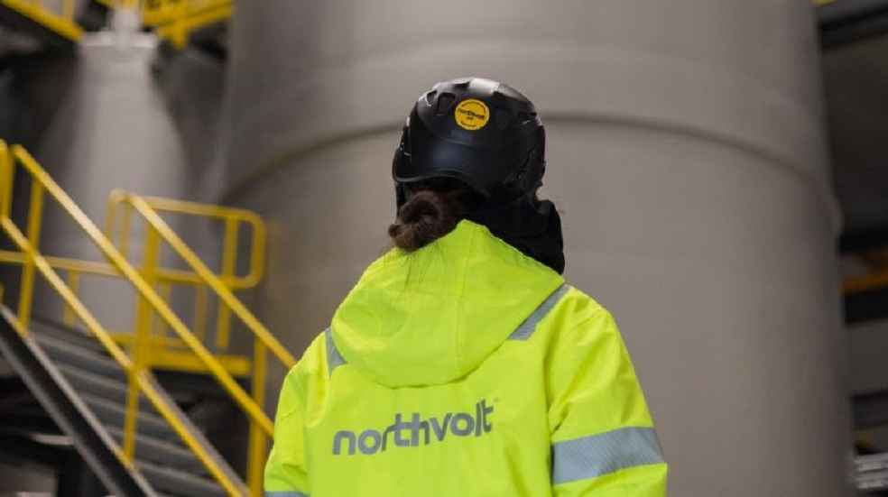 Sweden Gigafactory Steering Green Future with Advanced EV Batteries 2 Northvolt industry_Employee
