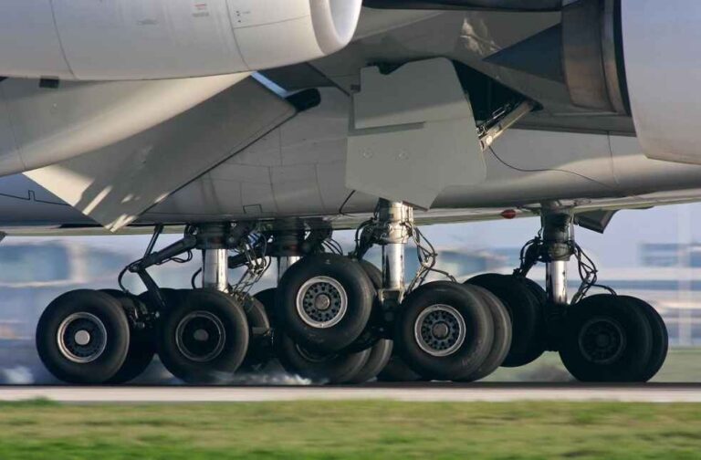 Aircraft tyre