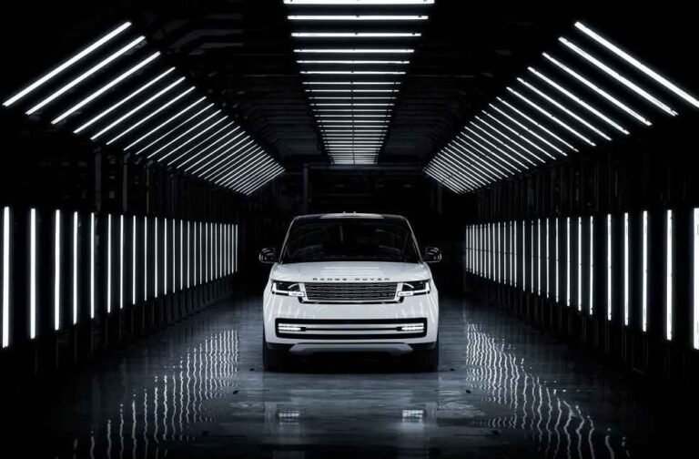 JLR