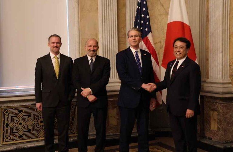Ryosei Akazawa in US