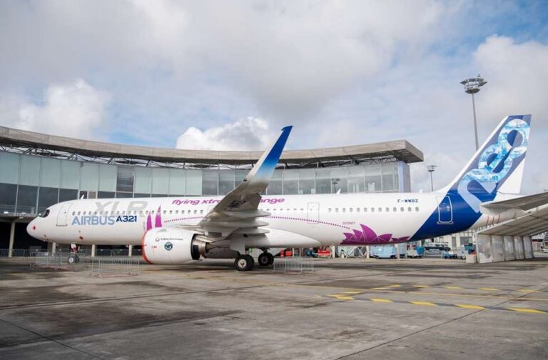 Pakistan and UK Explore Aviation Cooperation for PIA Airbus Image
