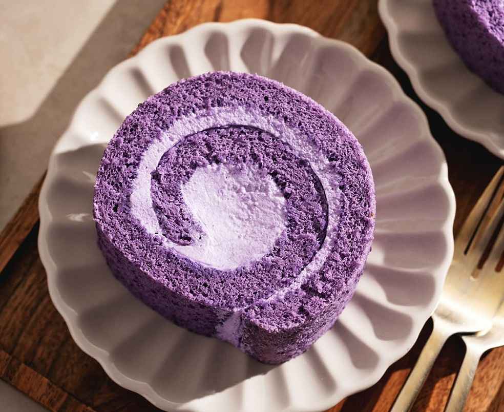ube-roll-cake