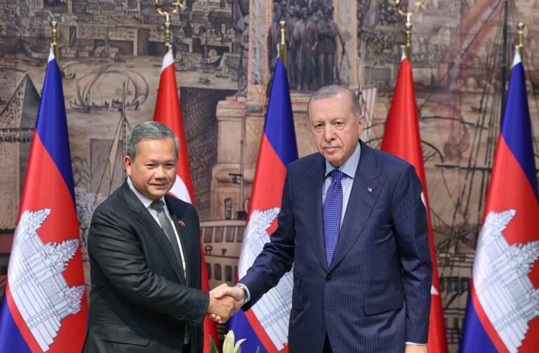 Cambodia and Türkiye Sign Military Framework Agreement Cambodian PM Hun Manet and Türkiye President Recep Erdoğan Sign Military Framework